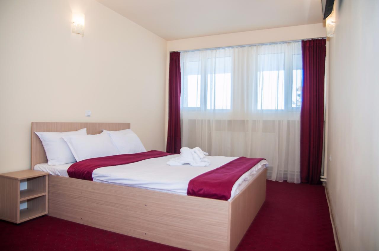 Dumbrava Minunata Brasov Bagian luar foto